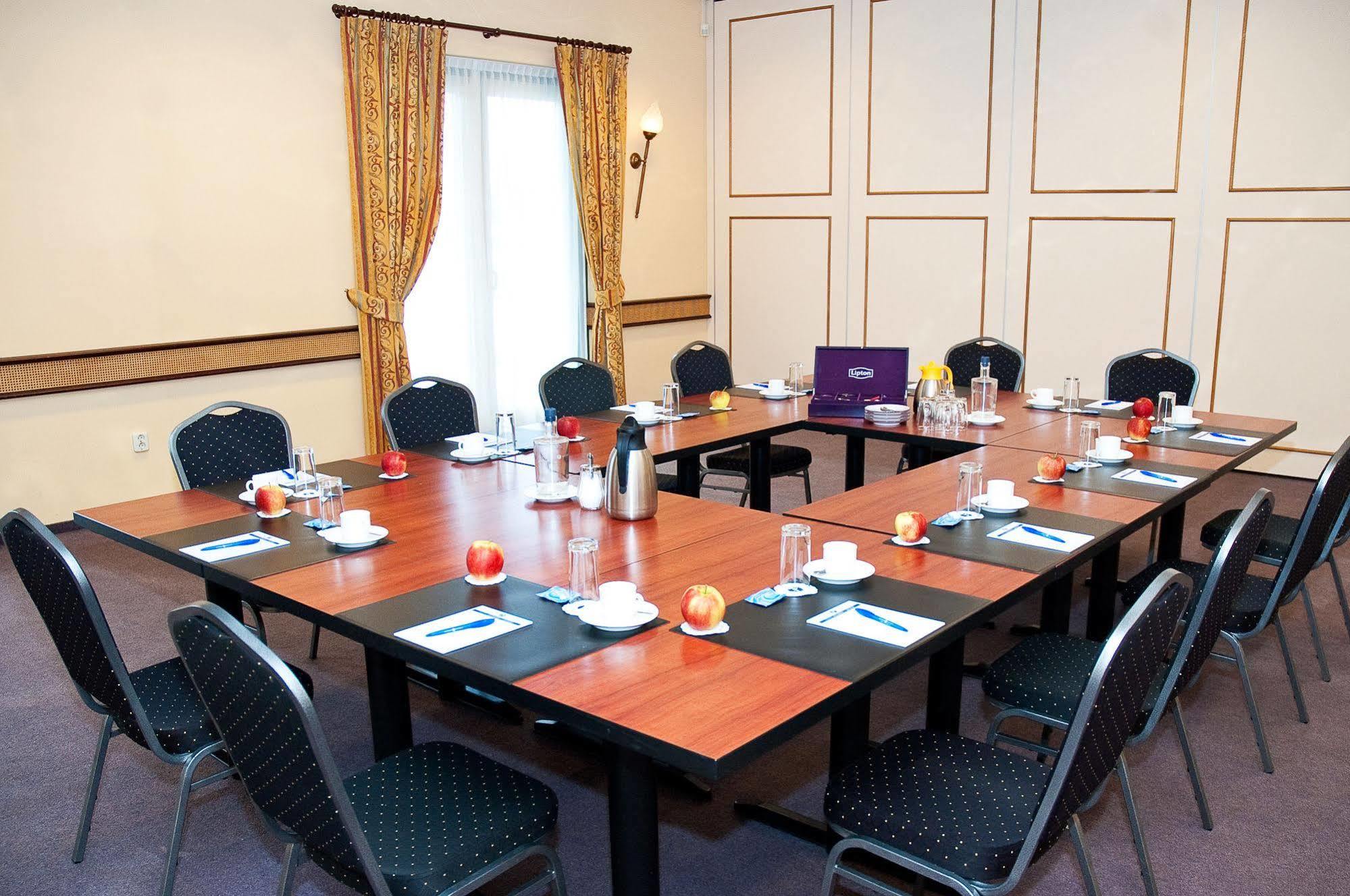 Fletcher Hotel - Restaurant Steenwijk Εξωτερικό φωτογραφία
